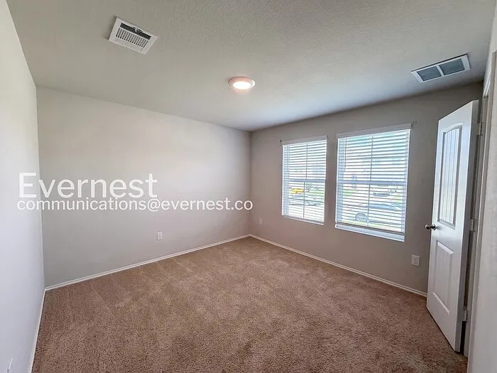 6025 Montrelia Dr — Photo 10