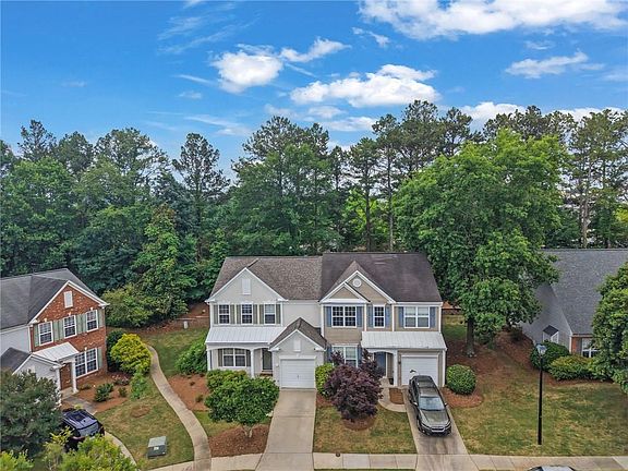 3rd image of 7204 Richland Ct