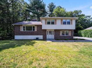 19 Magnolia Ave, Lancaster, MA 01523