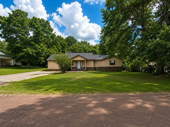 3306 Forrest St, Kilgore, TX 75662