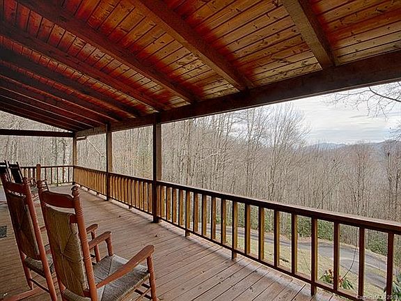 5th image of 125 Sound Vista Ln