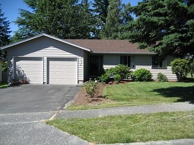 1st image of 4007 182nd Pl SW