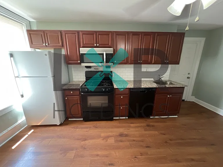 1206 Dekalb St #3 — Photo 13