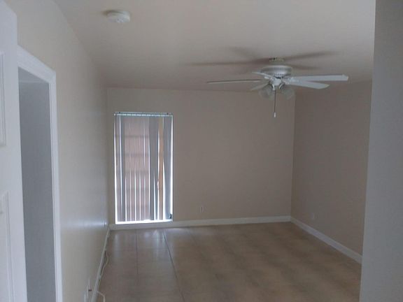 4th image of 7013 NW 63rd Ct