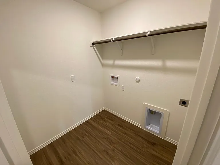 21409 Wilmiller Ln — Photo 15