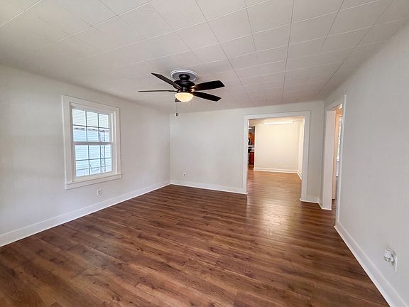 3rd image of 144 Morningside Ln