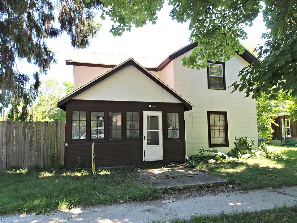1st image of 105 S Shiawassee St