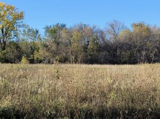 832 Yellowstone Trl, Hudson, WI 54016