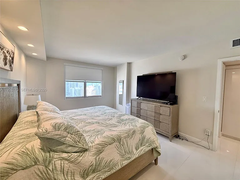 1985 S Ocean Dr #22P — Photo 14
