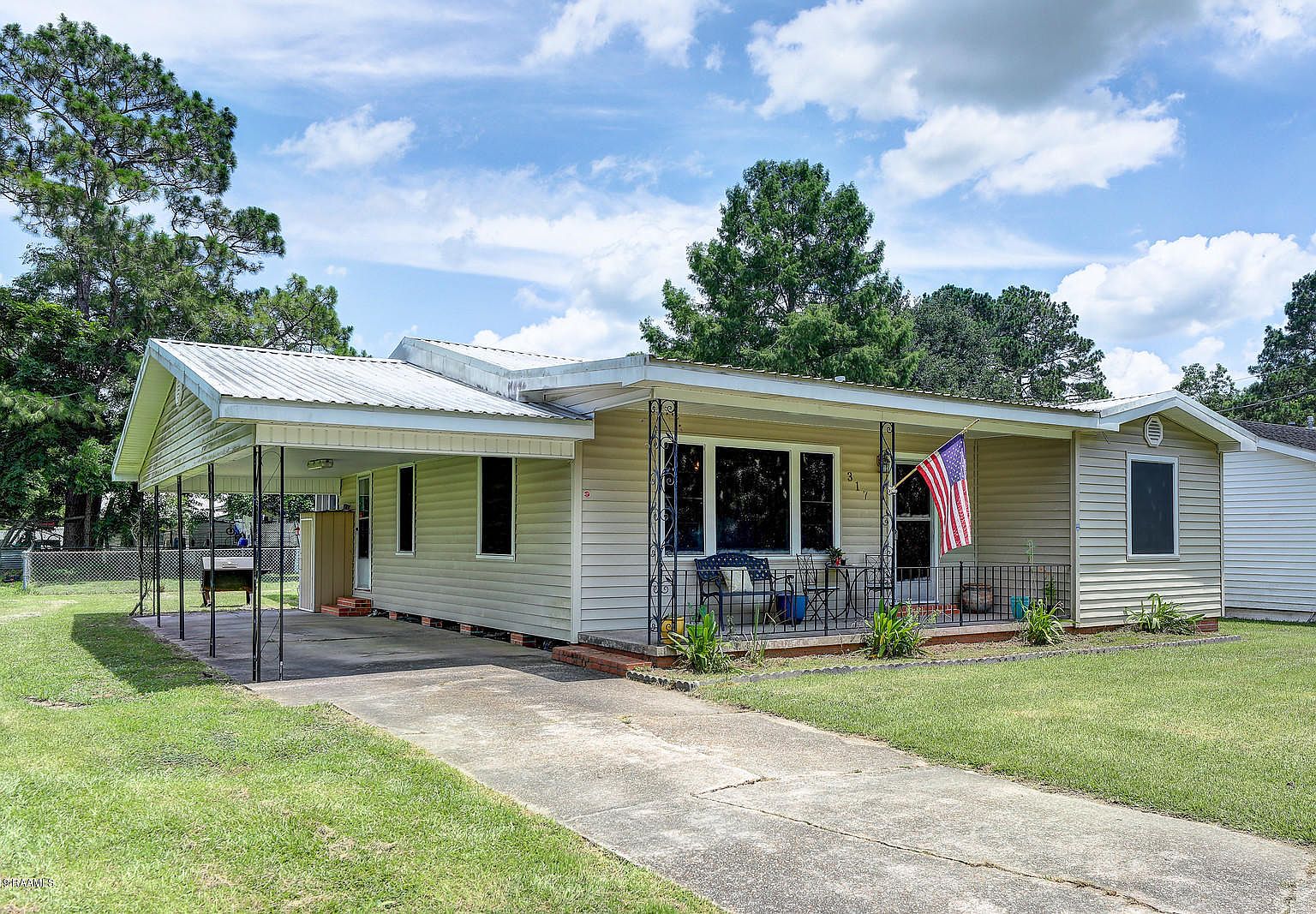 317 Bayard St, New Iberia, LA 70560 Zillow