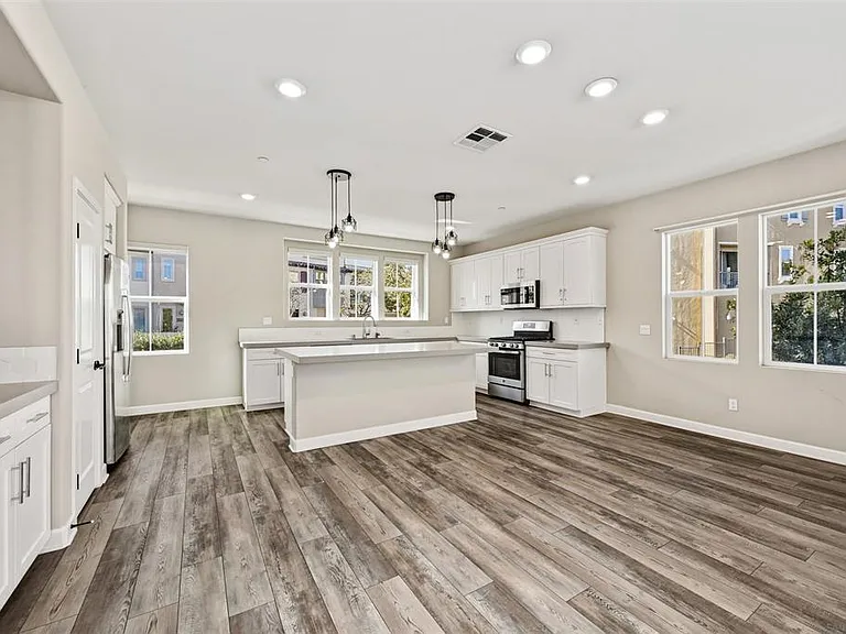 11038 Peyton Way — Photo 7