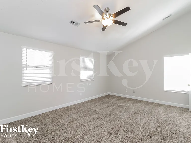 1165 Beargrass Way — Photo 10