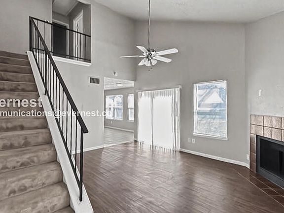5th image of 15915 Rosebriar Dr
