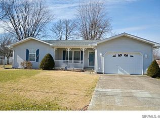 119 N Church St, Mulberry Grove, IL 62262