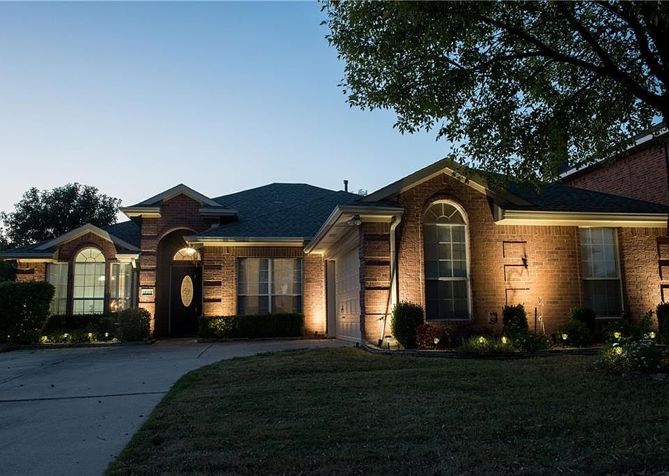 1st image of 1803 Country Walk Ln