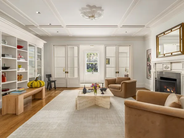 40 East 73rd Street HOUSE image 2 of 24
