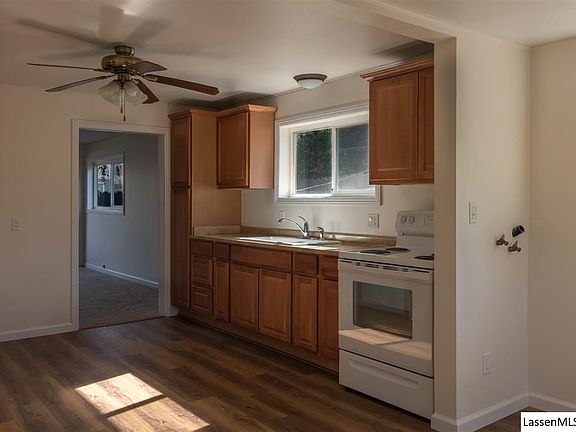 4th image of 1710 4th St