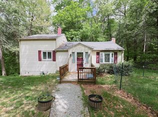 47 Leno Rd, Holland, MA 01521