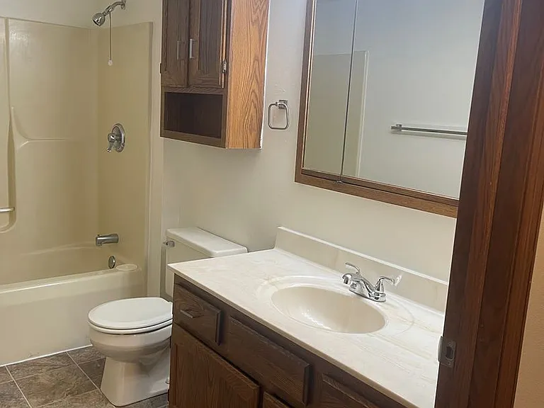 410 S River Rd #20-40-60 — Photo 18