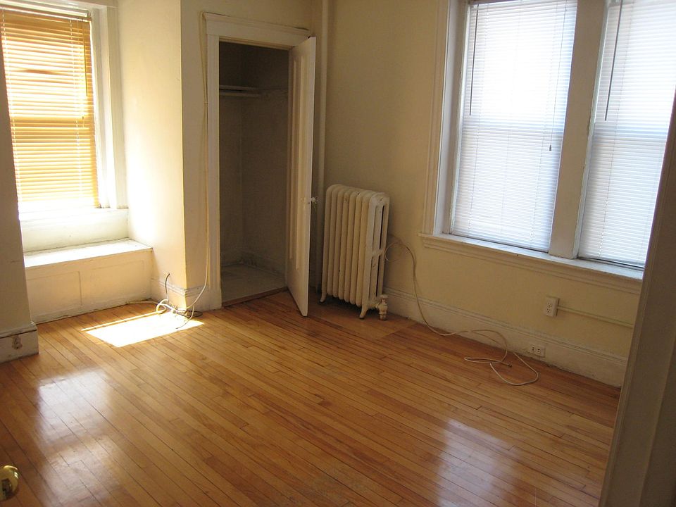 1st image of 56 Egmont St #33