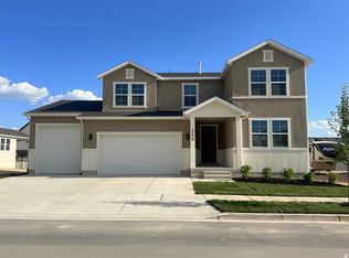 2258 E Granite Ln, Eagle Mountain, UT 84005