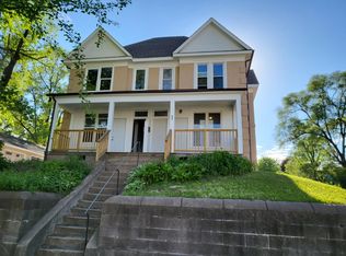 889 Agate St #1, Saint Paul, MN 55117