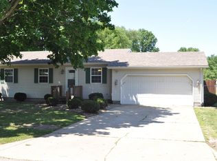 52817 Jackie Ln, Elkhart, IN 46514