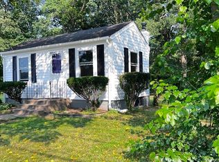 598 Arcade Ave, Seekonk, MA 02771