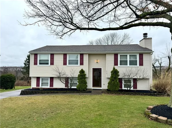 413 Scottsdale Dr, Coraopolis, PA 15108