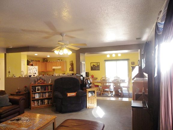 4th image of 3913 E 94th Ave