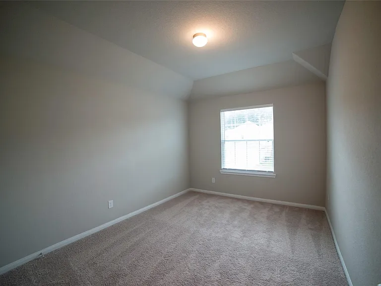 4455 Eveslage Ln — Photo 15
