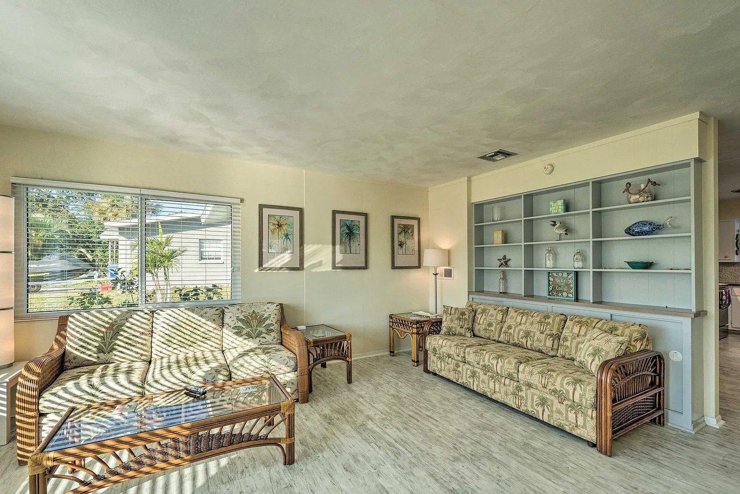 2 bed, 1.0 bath, 1097 sqft, $4,741 — Photo 1
