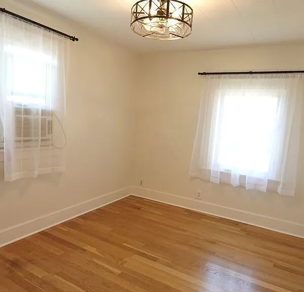 6307 N Aldama St — Photo 19