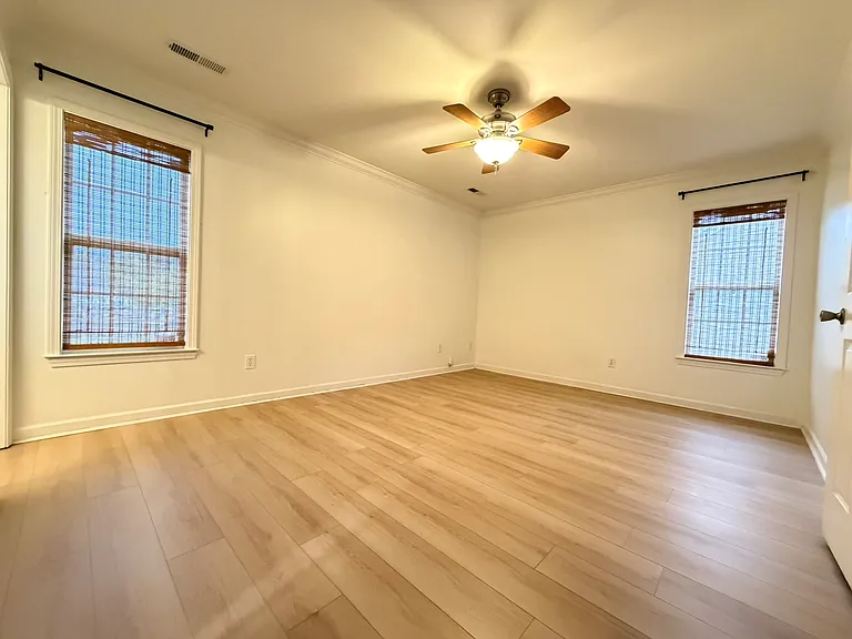 3876 Eagleston Ct — Photo 8
