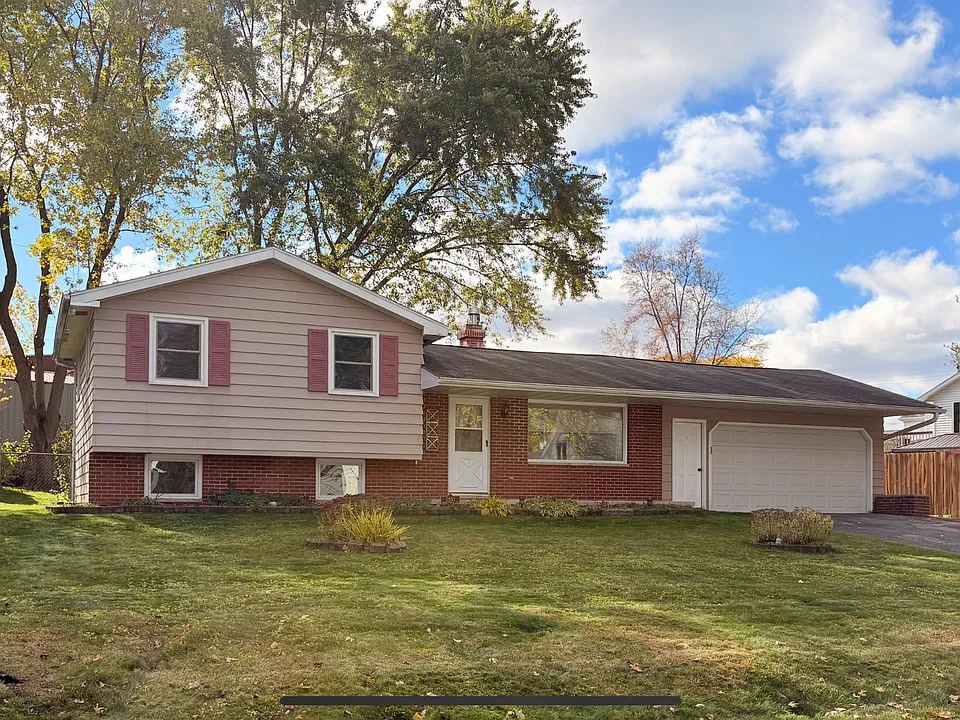 2551 River Grove Ave