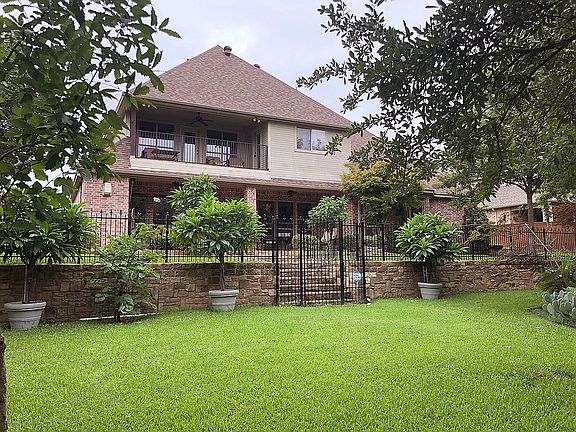4th image of 1208 Hudson Dr