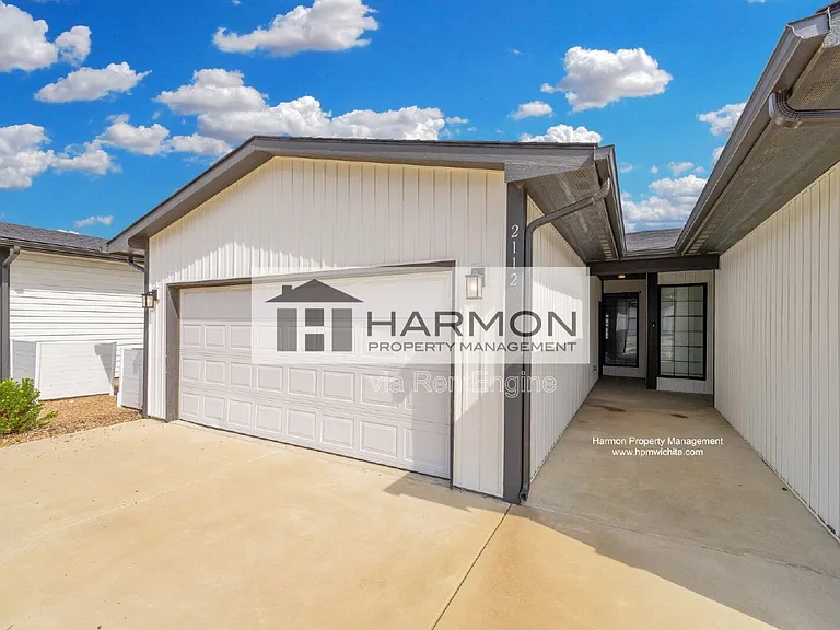 2124 S Thatcher Ct — Photo 1