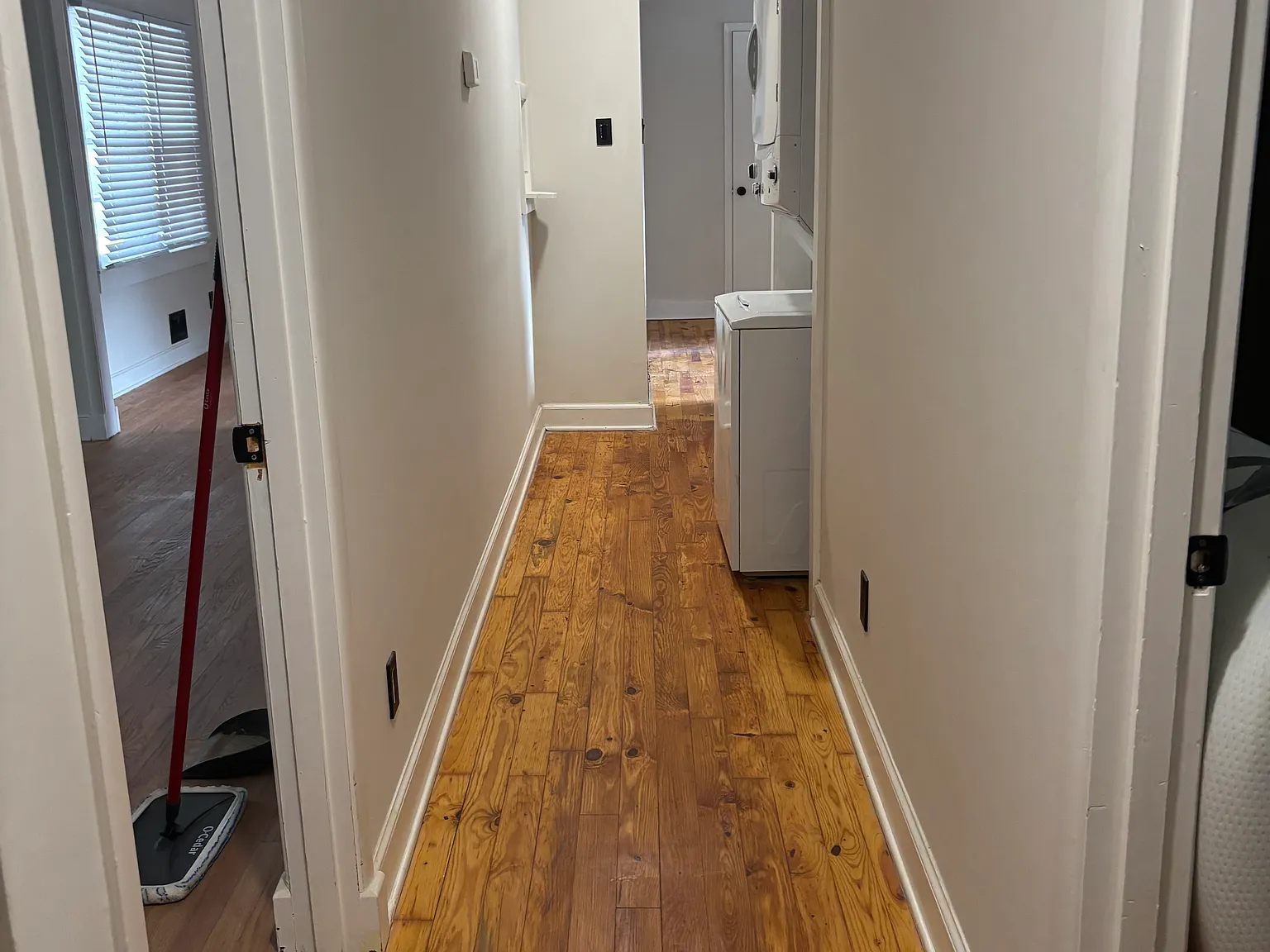 4 bed, 1886 sqft, $1,700 — Photo 3