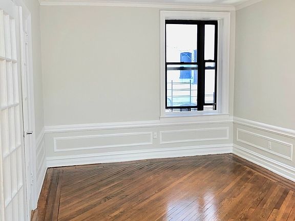 4th image of 73 Eastern Pkwy #D2