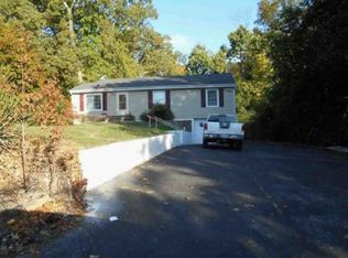 1723 John Ross Rd, Chattanooga, TN 37412