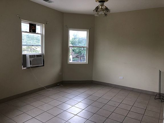 2nd image of 1 S Cagwin Ave #2