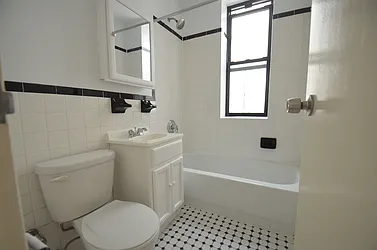 Rented by CITY SKYLINE REALTY INC