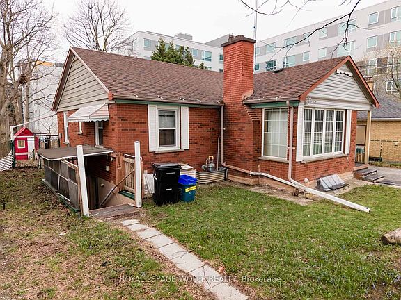 3rd image of 291 Albert St