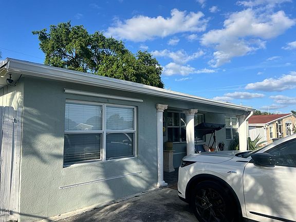 2nd image of 3110 Buckley Avenue