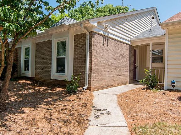 2nd image of 2602 Cottage Pl