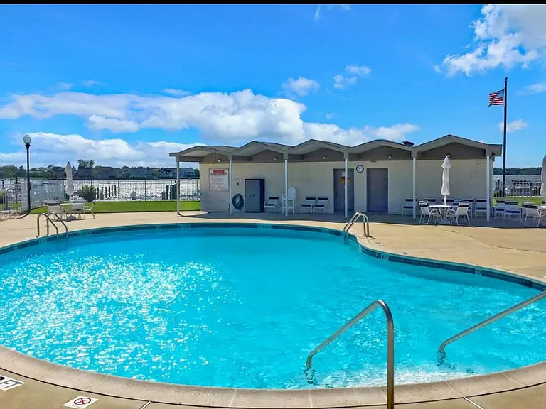 12 Wharfside Dr — Photo 22