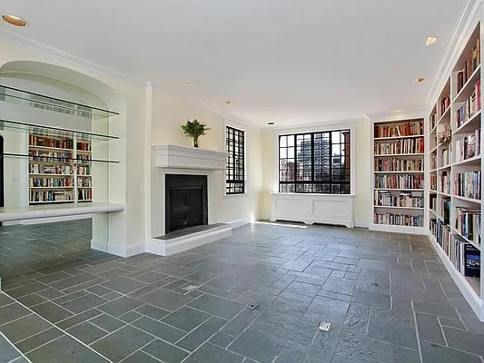 Sold by Sotheby's International Realty | media 14