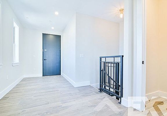 4th image of 150 Martense St #6A