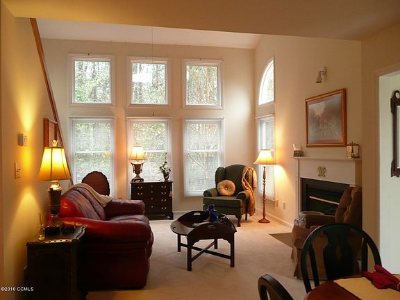 2nd image of 406 Cedarwood Village