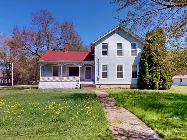 195 E Main St, Orwell, OH 44076